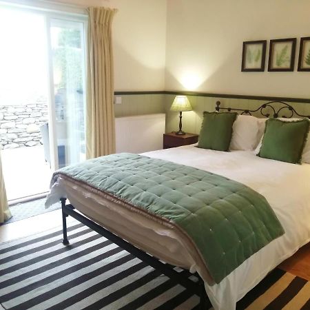 The Brown Horse Inn Winster  Экстерьер фото