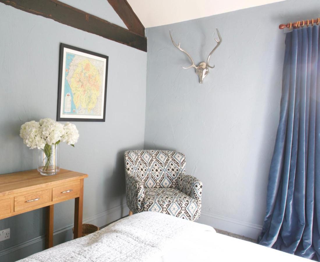 The Brown Horse Inn Winster  Экстерьер фото