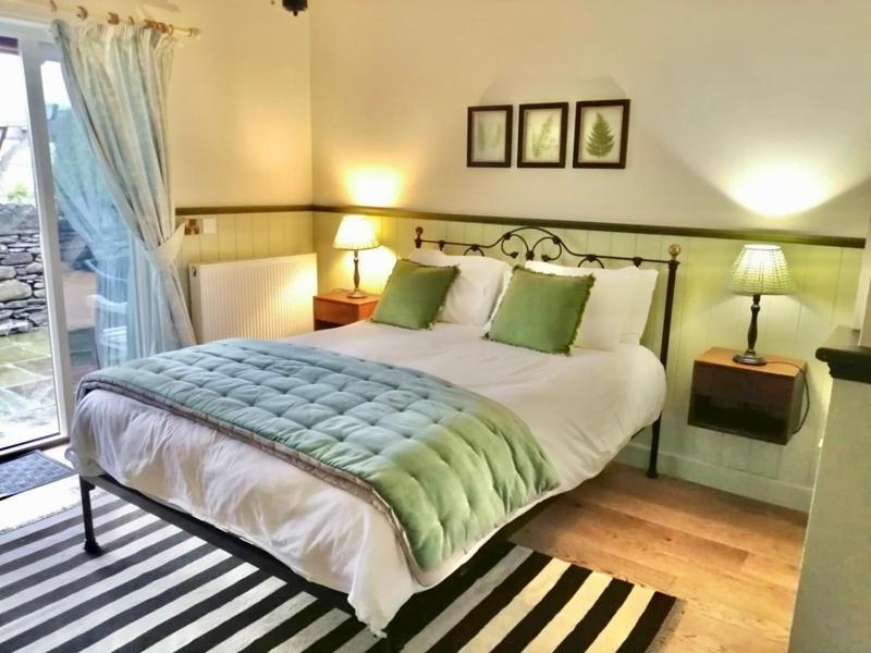 The Brown Horse Inn Winster  Экстерьер фото