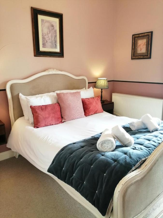 The Brown Horse Inn Winster  Экстерьер фото