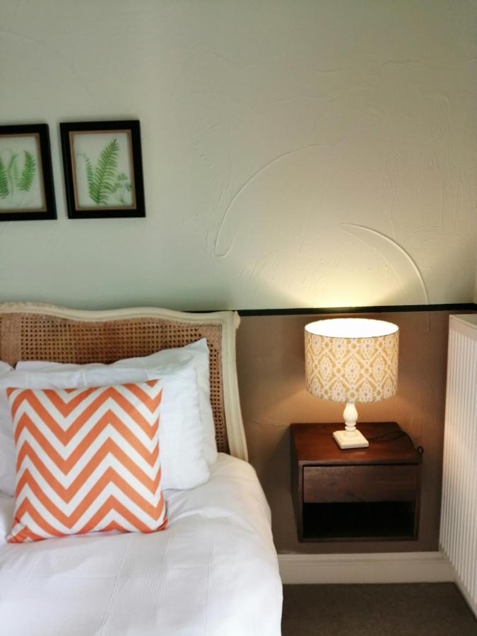 The Brown Horse Inn Winster  Экстерьер фото