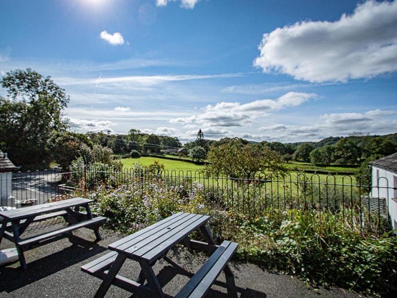 The Brown Horse Inn Winster  Экстерьер фото
