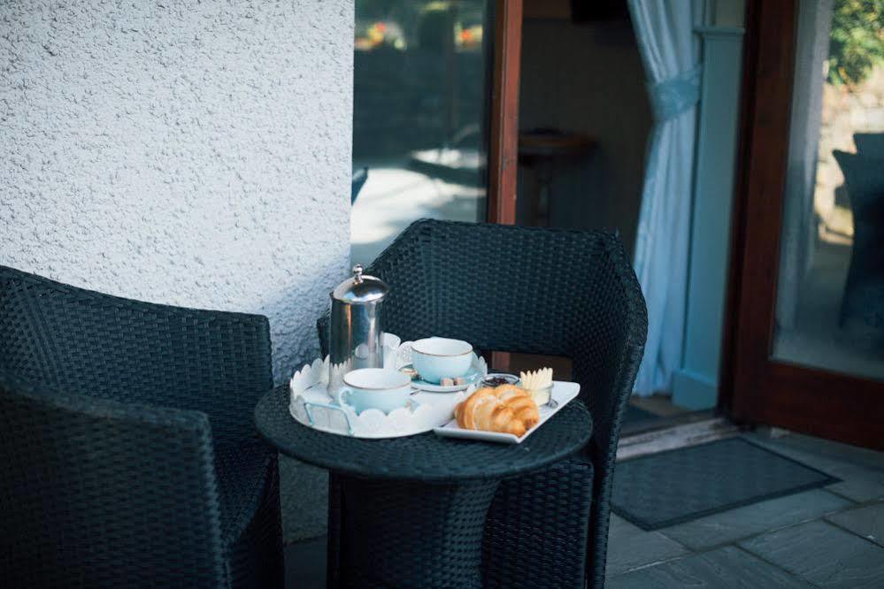 The Brown Horse Inn Winster  Экстерьер фото