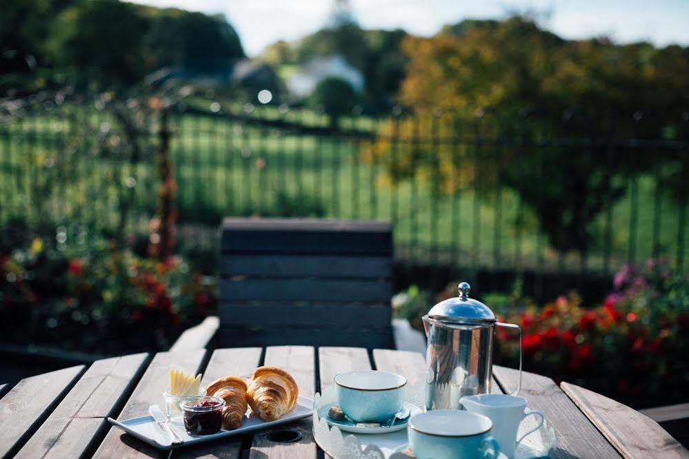 The Brown Horse Inn Winster  Экстерьер фото